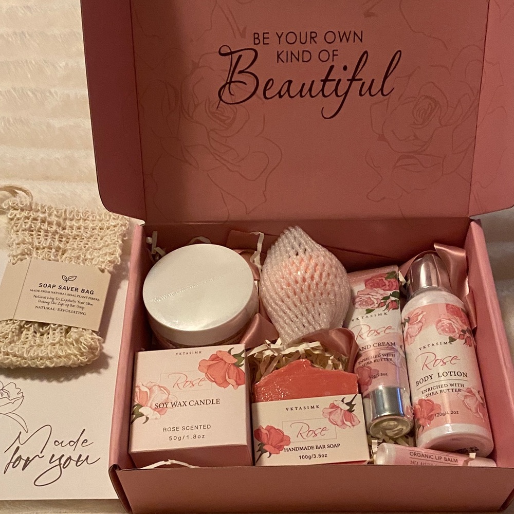 Rose Skincare Gift Set - Elegant Pink